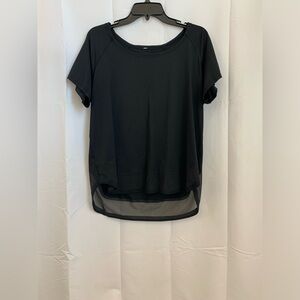 Women’s L Lululemon t-shirt